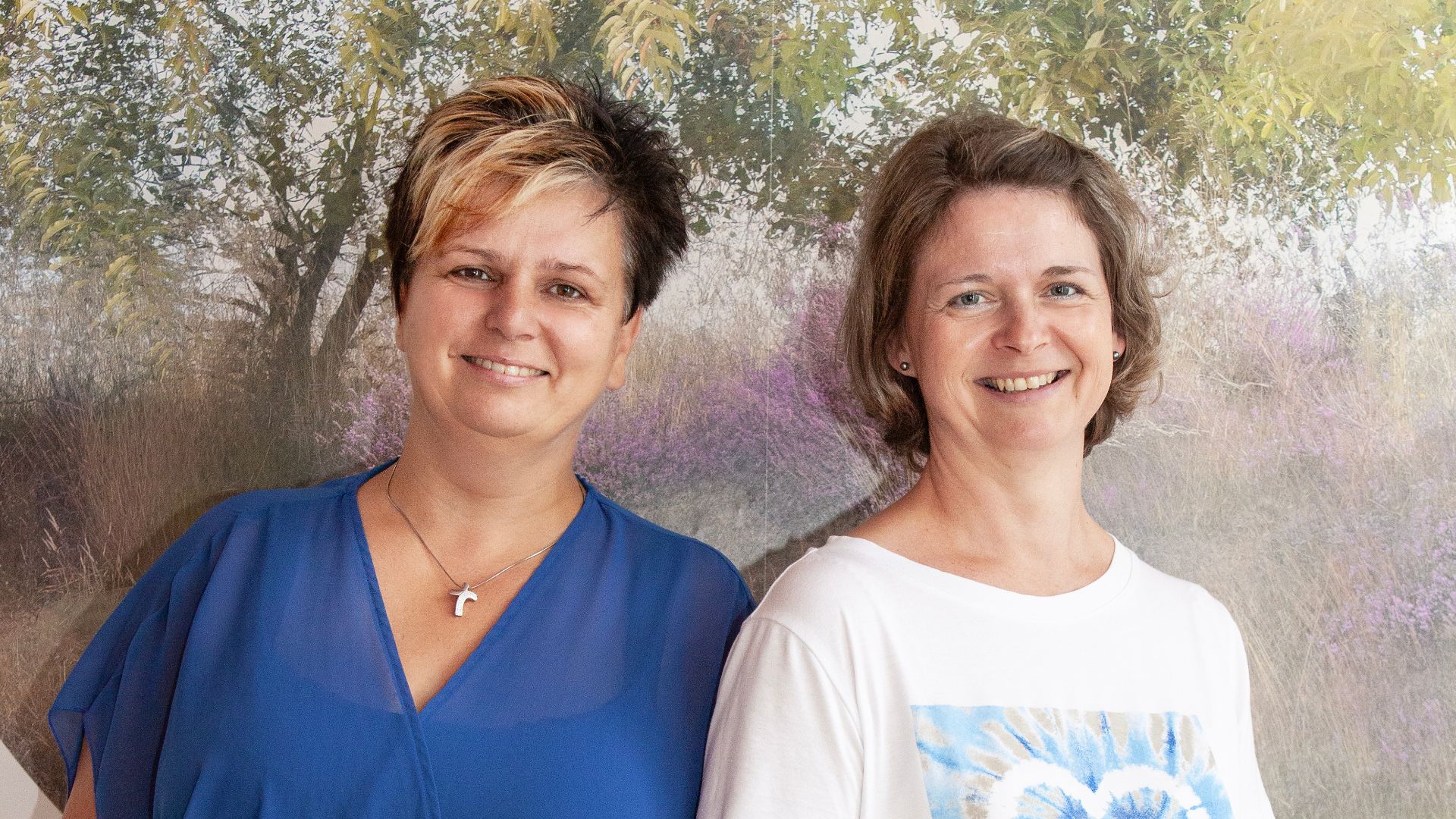 Kati Gutzmann und Cornelia Fechler in ihrer logopädischen Praxis in Zittau
